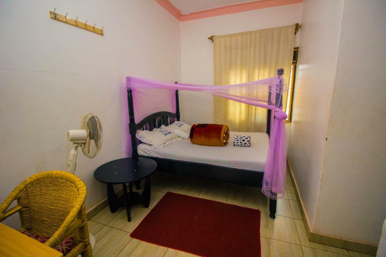 Nice Guest House 金贾 外观 照片